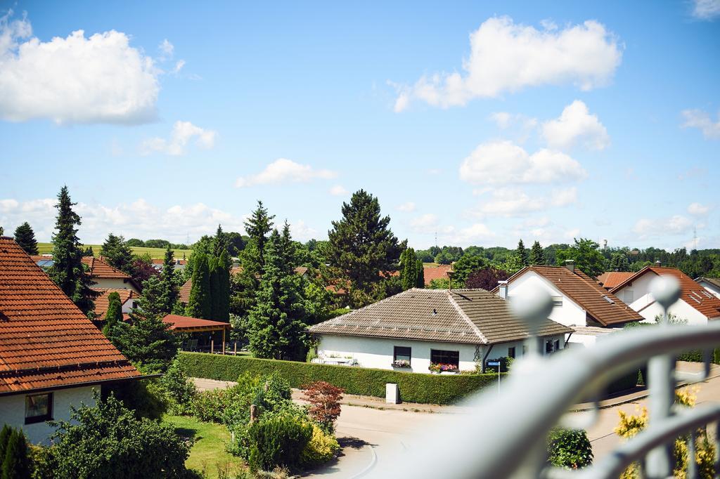 Landhotel ALTE LINDE Aalen Exterior foto